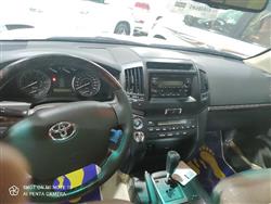 تۆیۆتا لاند کروزەر